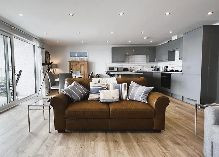 25 Breakwaters - Pet Friendly