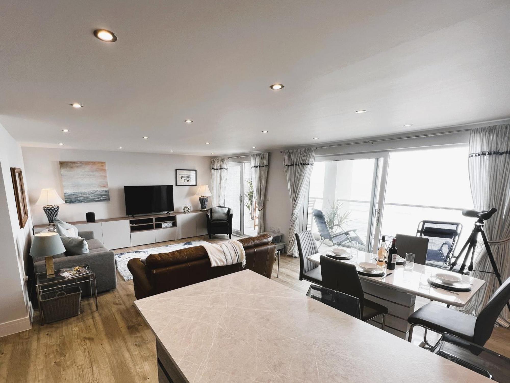 Apartment 25 Breakwaters - Pet Friendly *