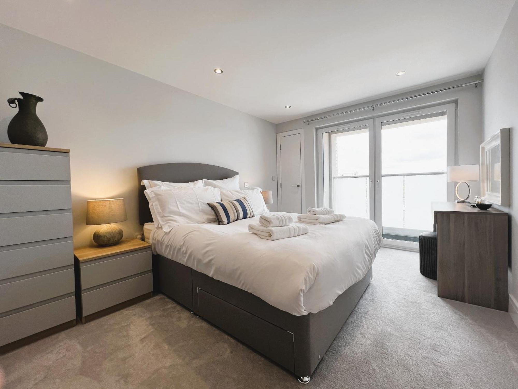 25 Breakwaters - Pet Friendly